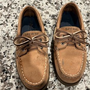 Boys Sperry’s size 13